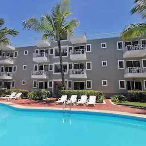 Apartahotel Caribbean Tropicana With Pool - Playa Los Corales, Punta Cana